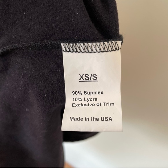 Paridaez Black Cropped Suppplex Lycra Stretchy Athletic Tank Top EUC Size XS - Picture 5 of 9